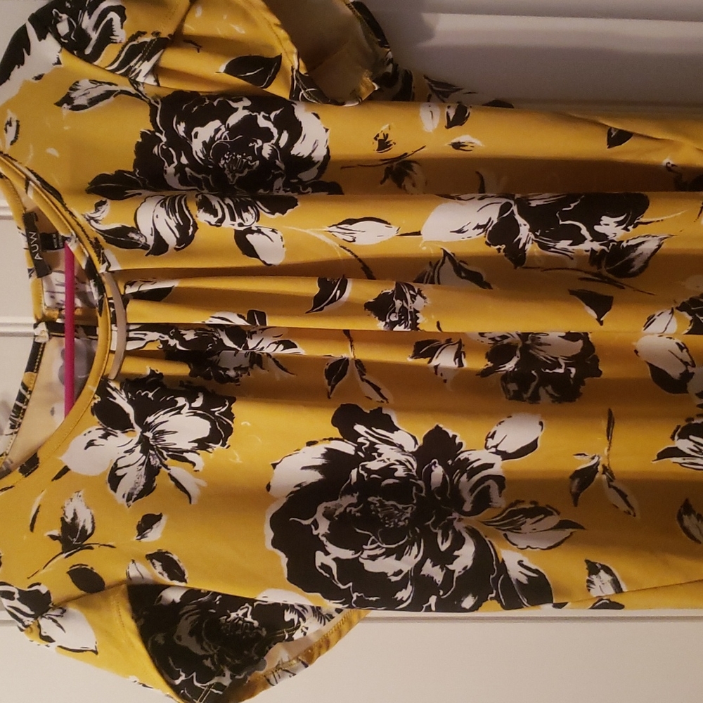 Cute blouse